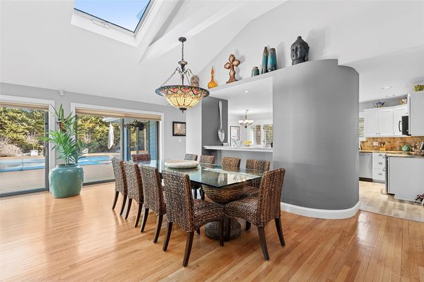 Chandelier, Dining room, Interior, Kitchen, Pendant Lights, Recessed Lighting, Wood Texture Flooring