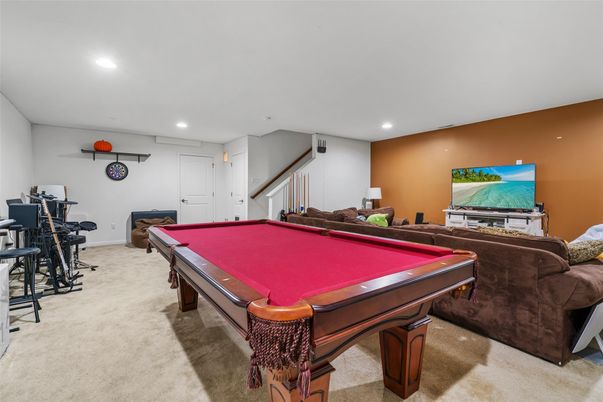 Billiard Table, Game Room, Interior, Recessed Lighting