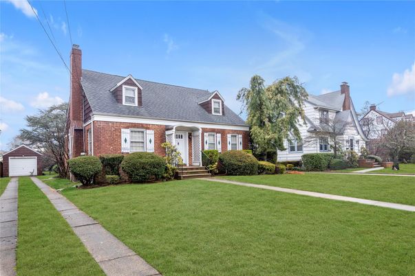 Exterior, Facade, Brick Facade, Cape Cod