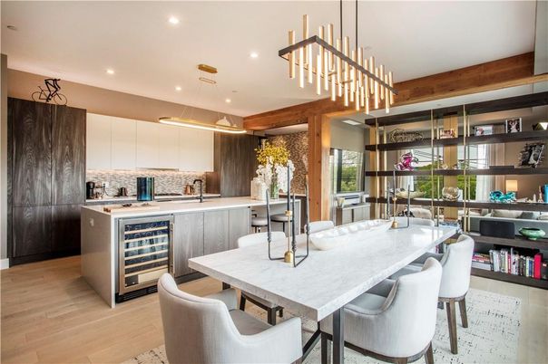Dining room, Interior, Kitchen, Pendant Lights, Recessed Lighting, Wood Texture Flooring