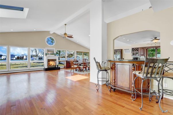 Dining room, Fireplace, Interior, Recessed Lighting, Wood Texture Flooring