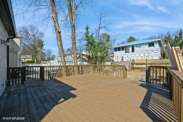 Exterior, Wood Texture Flooring
