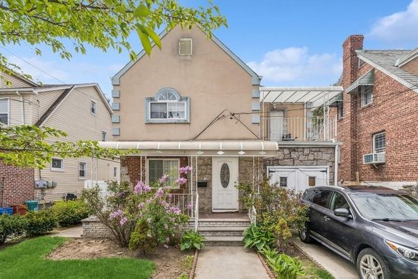 Exterior, Facade, Brick Facade, Tudor Revival