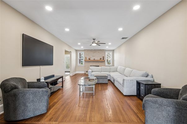 Interior, Living room, Recessed Lighting, Stone Walls, Wood Texture Flooring