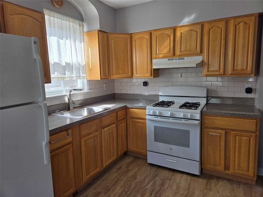 Interior, Kitchen, Wood Texture Flooring