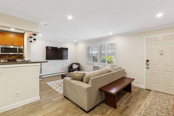 Interior, Kitchen, Living room, Recessed Lighting, Wood Texture Flooring