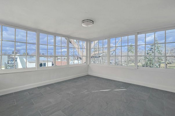 Empty room, Interior, Sun Room