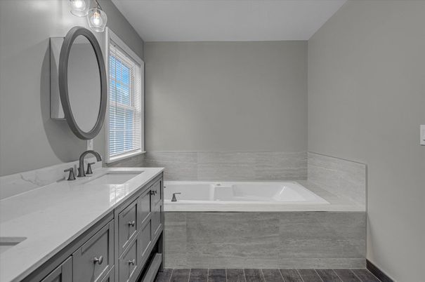 Bathroom, Dual Sink Vanities, Interior