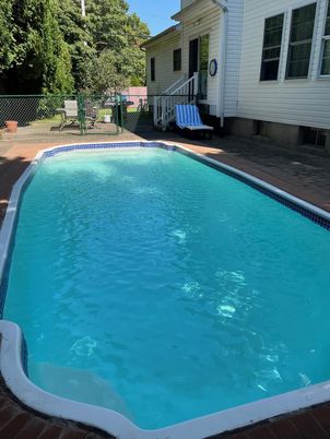 Exterior, Pool