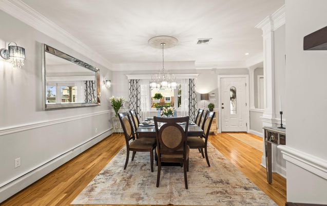 Chandelier, Dining room, Interior, Recessed Lighting, Wood Texture Flooring