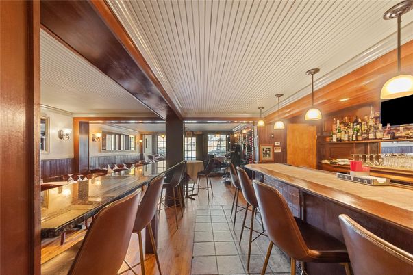 Dining room, Interior, Pendant Lights