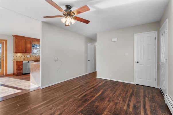 Empty room, Interior, Kitchen, Wood Texture Flooring