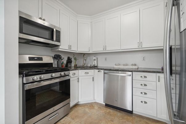 Interior, Kitchen, Stainless Steel Appliances