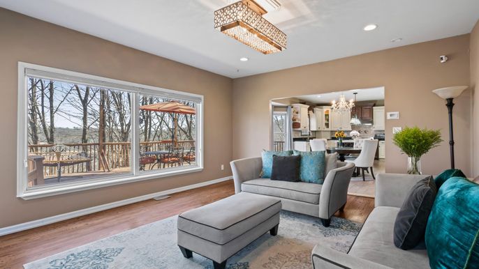 Chandelier, Dining room, Interior, Kitchen, Living room, Recessed Lighting, Wood Texture Flooring