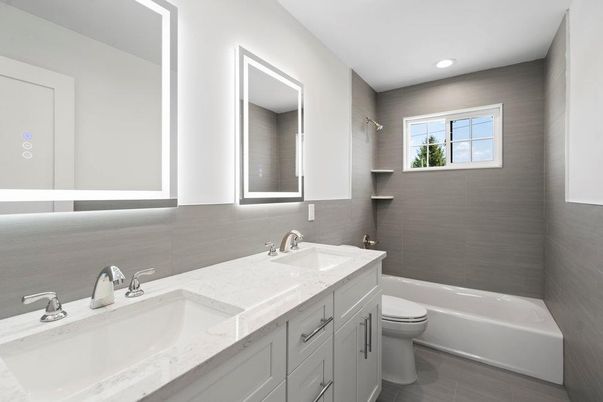 Bathroom, Dual Sink Vanities, Interior, Recessed Lighting