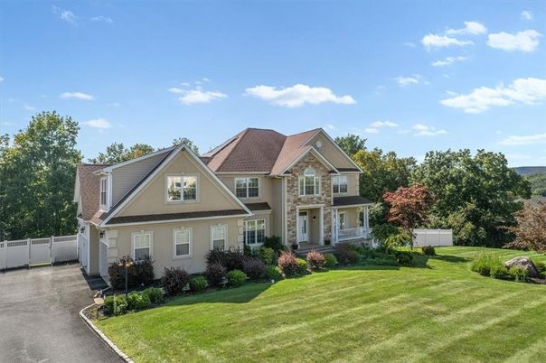 Backyard, Exterior, Facade, Farmhouse