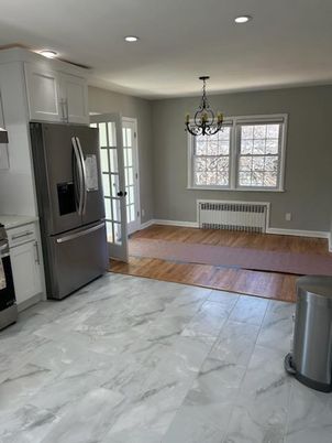 Chandelier, Interior, Kitchen, Marble, Recessed Lighting, Stainless Steel Appliances