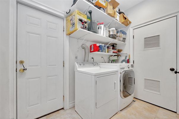 Interior, Utility Closets, Washer