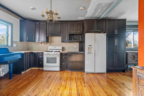 Chandelier, Interior, Kitchen, Recessed Lighting, Wood Texture Flooring