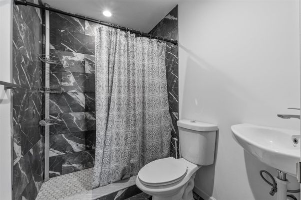 Bathroom, Interior, Marble Walls, Recessed Lighting