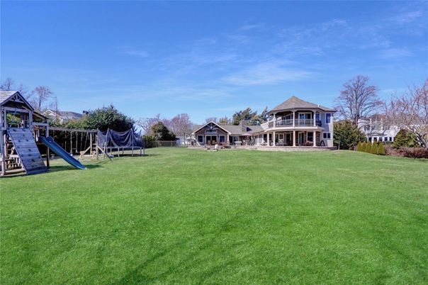 Backyard, Exterior, Playground