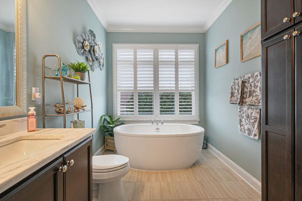 Bathroom, Free Standing Baths, Interior