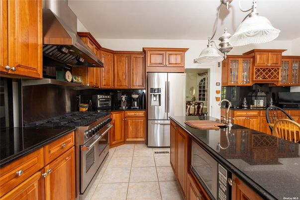 Interior, Kitchen, Pendant Lights, Stainless Steel Appliances