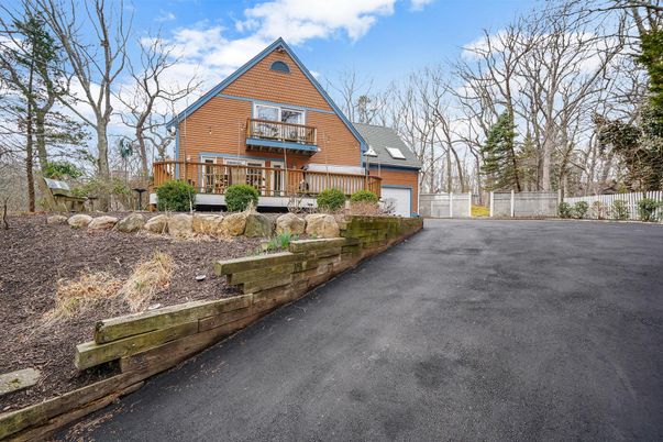 Attached, Exterior, Facade, Brick Facade, A Frame