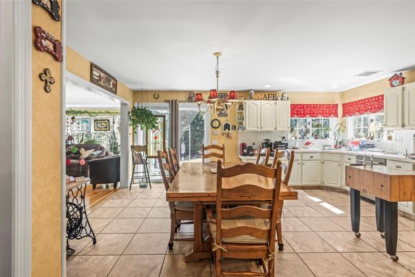 Dining room, Interior, Kitchen, Living room, Recessed Lighting