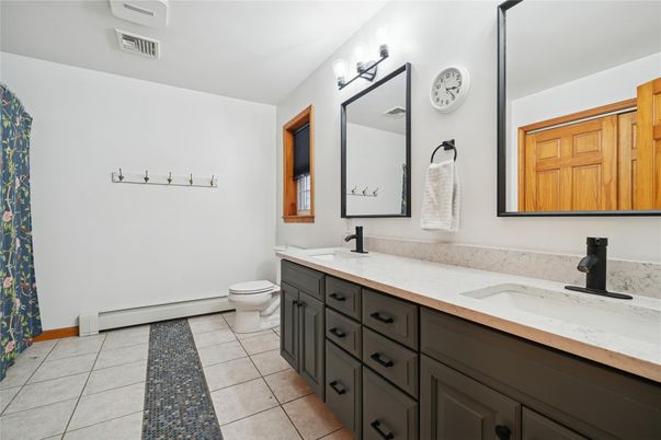 Bathroom, Dual Sink Vanities, Interior