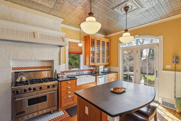 Interior, Kitchen, Pendant Lights, Stainless Steel Appliances
