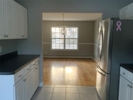 Chandelier, Interior, Kitchen, Wood Texture Flooring