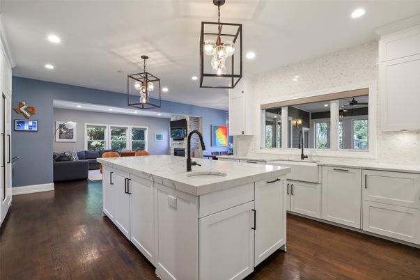 Interior, Kitchen, Living room, Pendant Lights, Recessed Lighting, Wood Texture Flooring