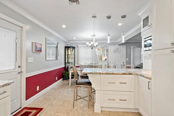 Chandelier, Dining room, Interior, Pendant Lights, Recessed Lighting