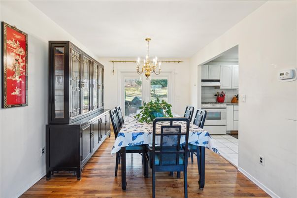 Chandelier, Dining room, Interior, Kitchen, Wood Texture Flooring