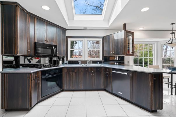Glass Ceilings, Interior, Kitchen, Pendant Lights, Recessed Lighting, Stainless Steel Appliances