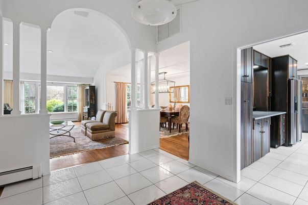 Dining room, Interior, Kitchen, Pendant Lights, Wood Texture Flooring
