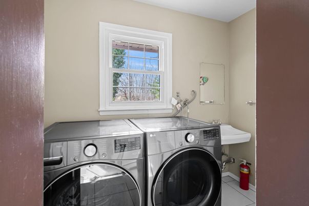 Interior, Utility Closets, Washer