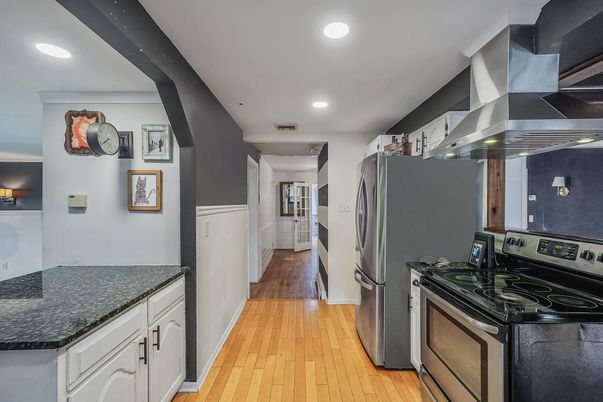 Interior, Kitchen, Recessed Lighting, Wood Texture Flooring