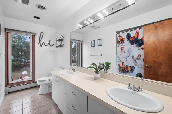 Bathroom, Dual Sink Vanities, Interior
