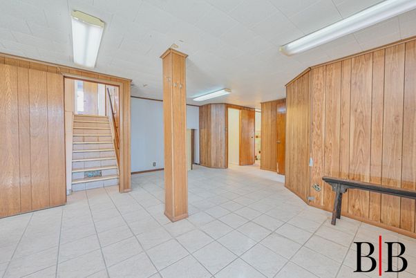 Interior, Wooden Walls