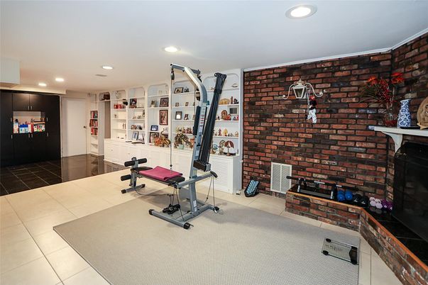 Fitness Equipment, Interior, Recessed Lighting, Stone Walls