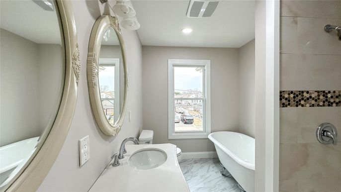 Bathroom, Free Standing Baths, Interior, Marble, Recessed Lighting