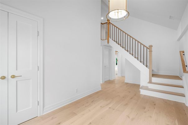 Interior, Pendant Lights, Wood Texture Flooring