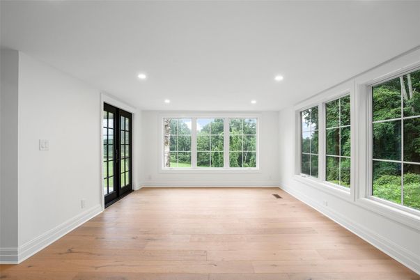 Empty room, Interior, Recessed Lighting, Wood Texture Flooring
