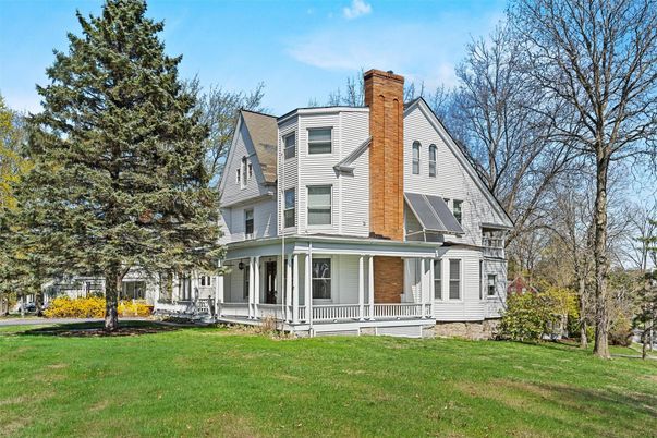 Backyard, Exterior, Facade, Queen Anne Victorian