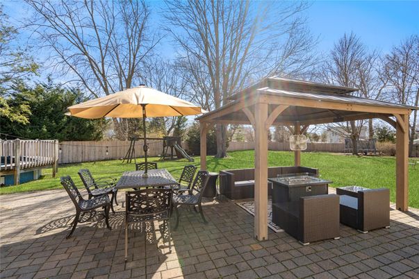 Backyard, Exterior, Playground