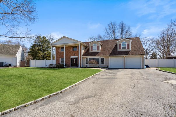 Attached, Exterior, Facade, Brick Facade, Cape Cod