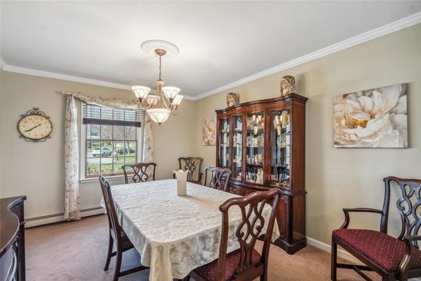 Chandelier, Dining room, Interior
