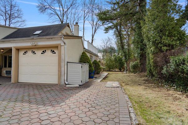 Backyard, Detached Garage, Exterior